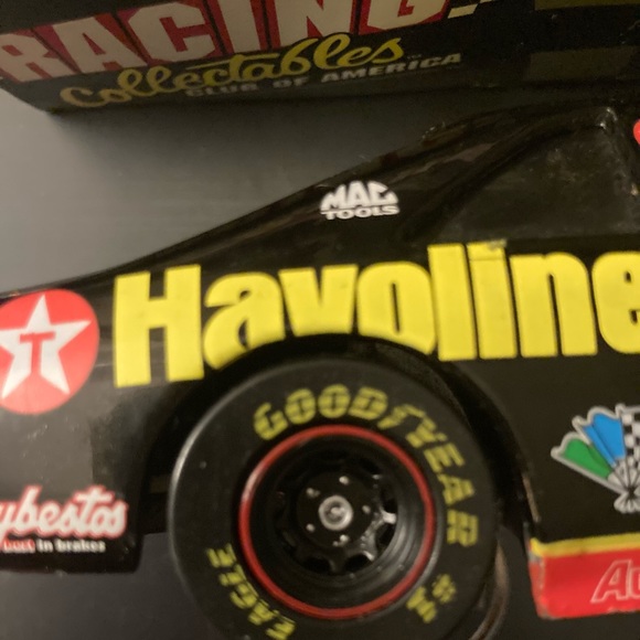 Scale Stock Car #88 Bank - Picture 9 of 9